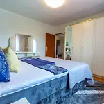 Apartman Katina Apartment With Private Pool