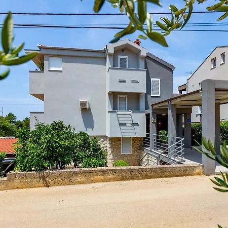 Katina Apartment With Private Pool Apartment *