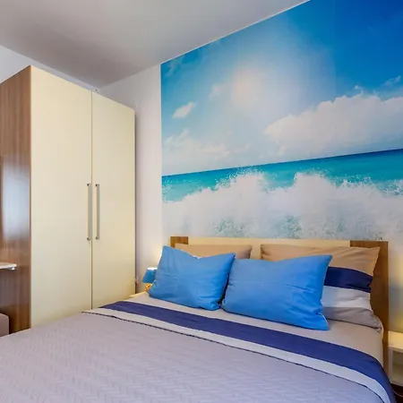 Katina Apartment With Private Pool
