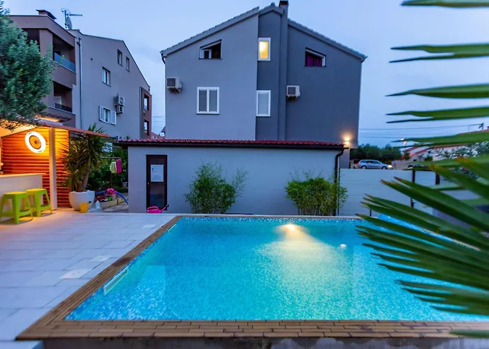 Katina With Private Pool Lägenhet