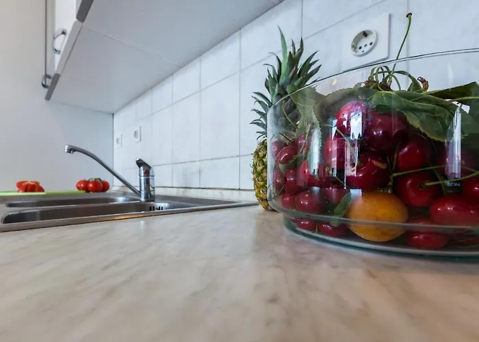 公寓 Katina With Private Pool