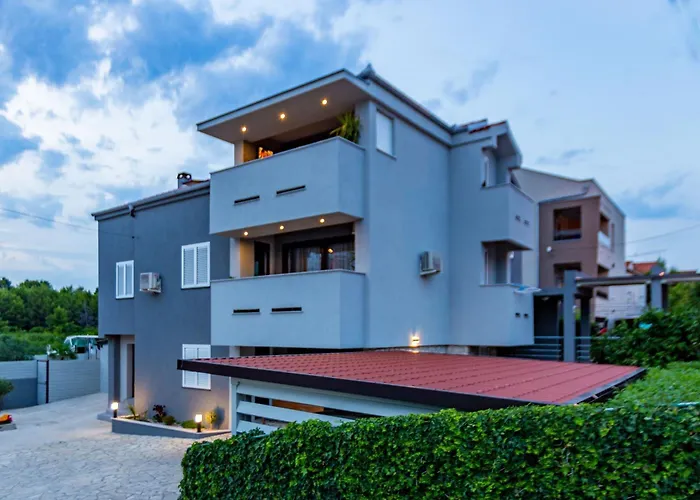 Katina With Private Pool