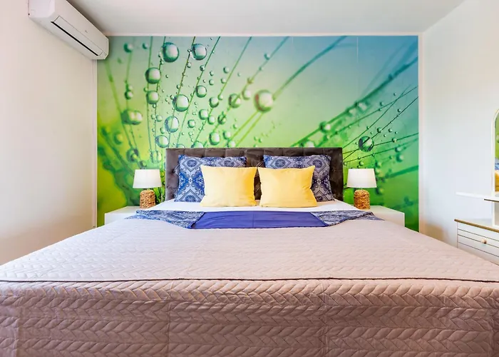 公寓 Katina With Private Pool